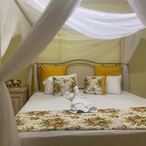 2* Hotel Marias De Neiba